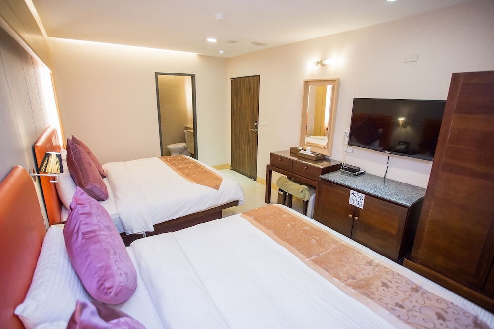 Mei Jia Mei Hotel 12/50