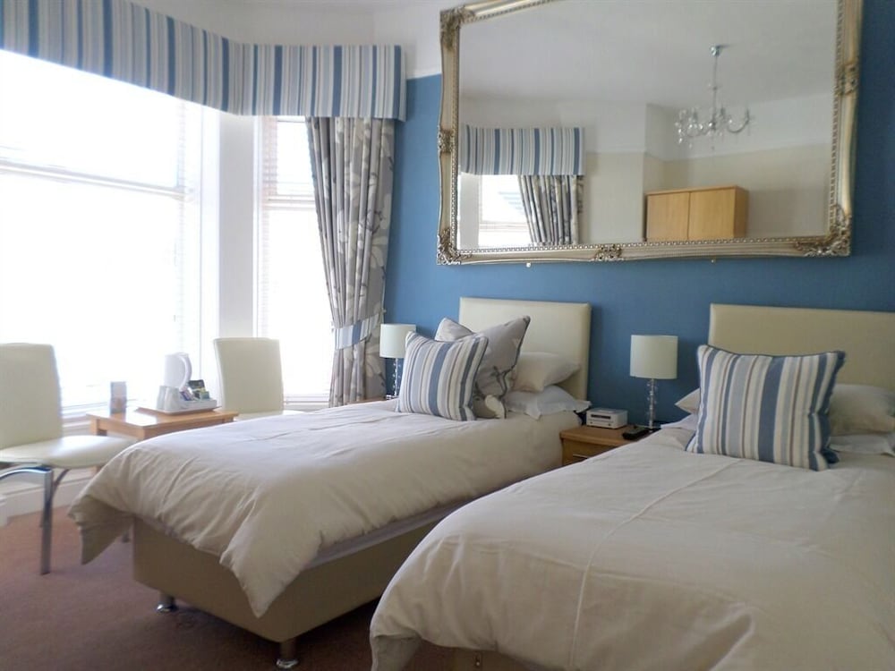 St Bernards Guesthouse 9/15