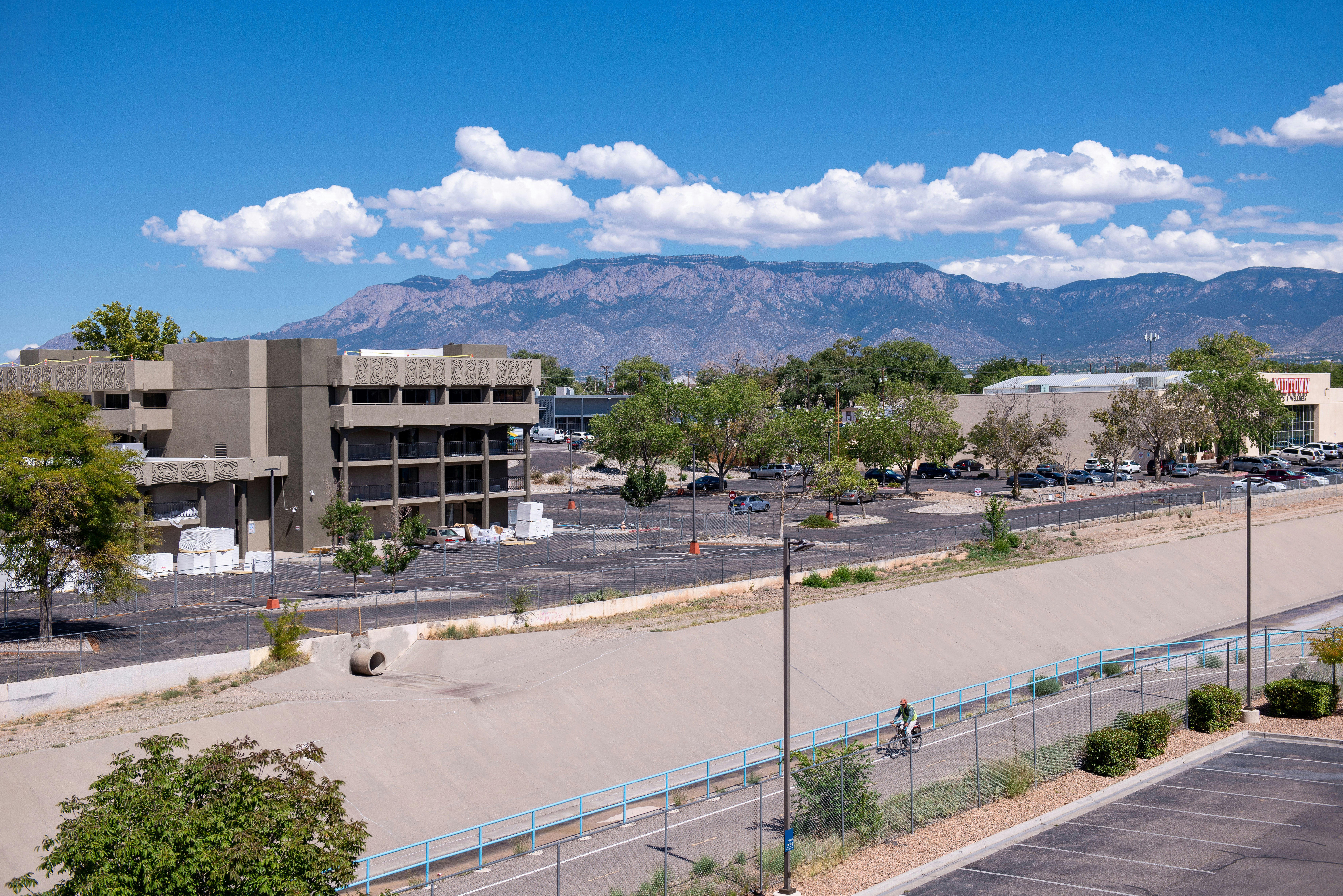Hampton Inn Albuquerque University Midtown 52/55