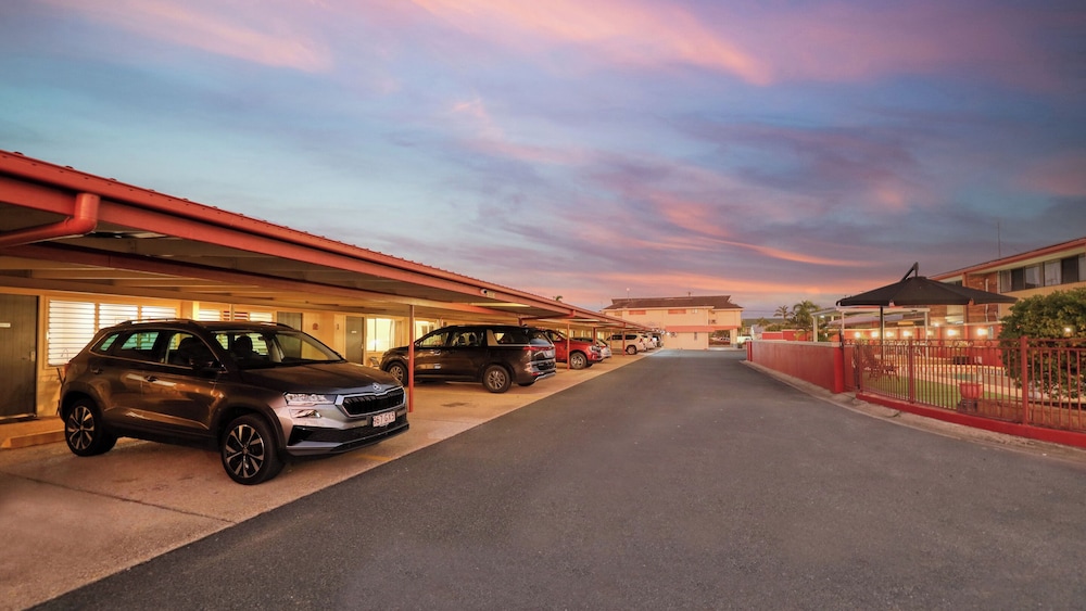 Mackay Rose Motel 33/44