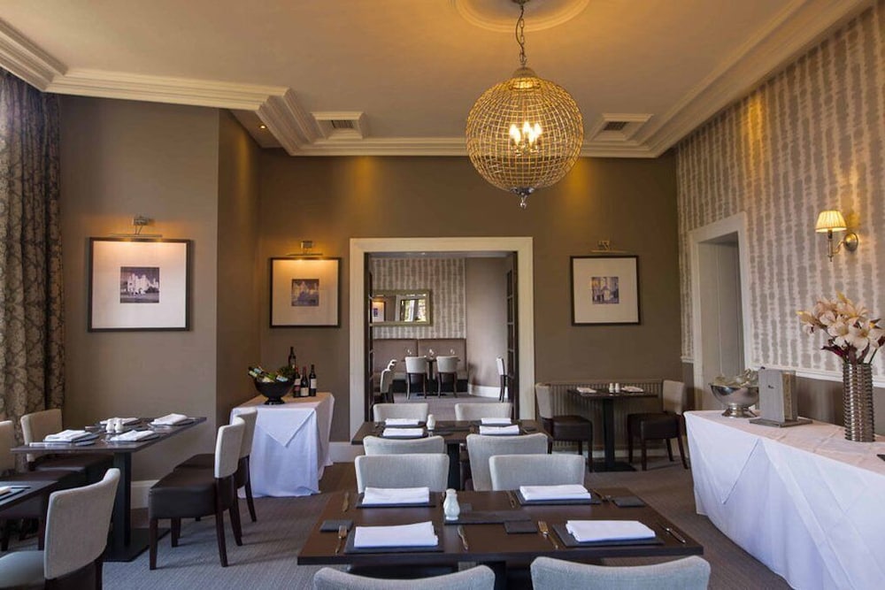 Rosslea Hall Country House 54/72
