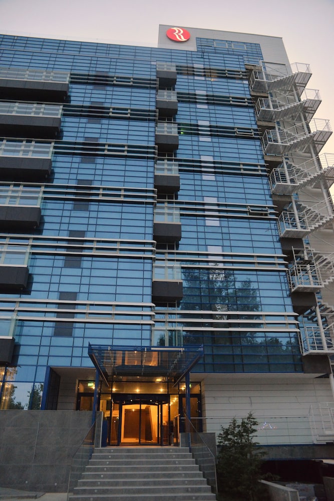 Ramada by Wyndham Constanta 3/51