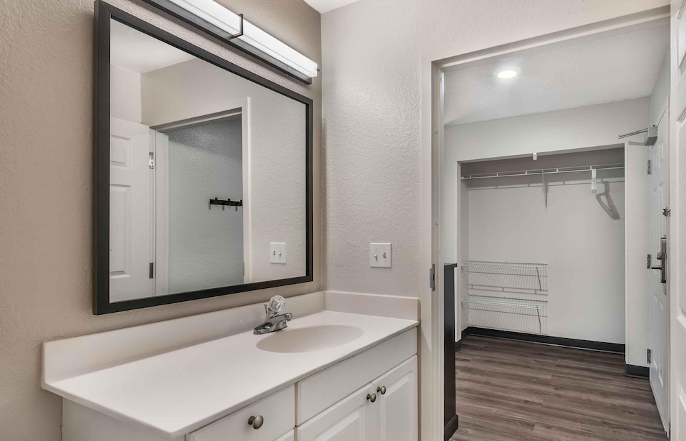 Extended Stay America-Daytona Beach-International Speedway 61/62