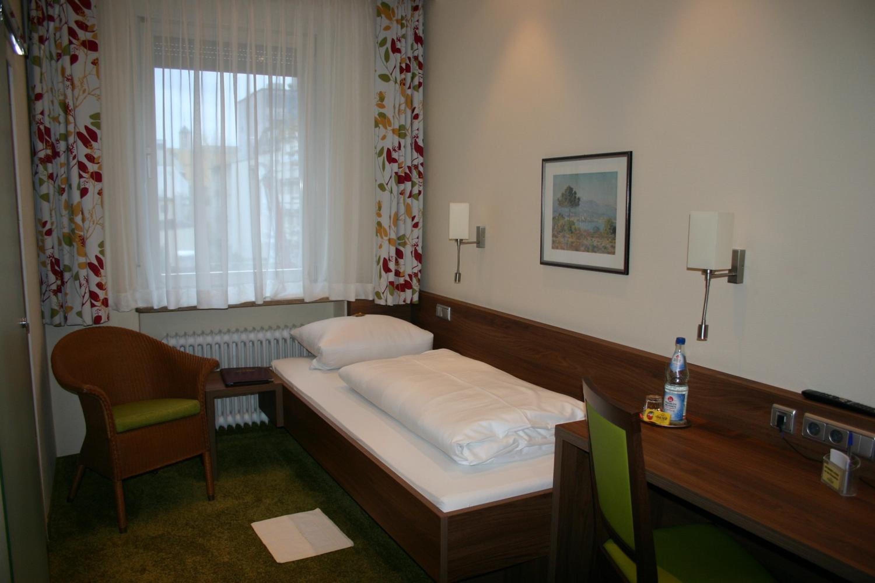 Hotel Hauser 24/50
