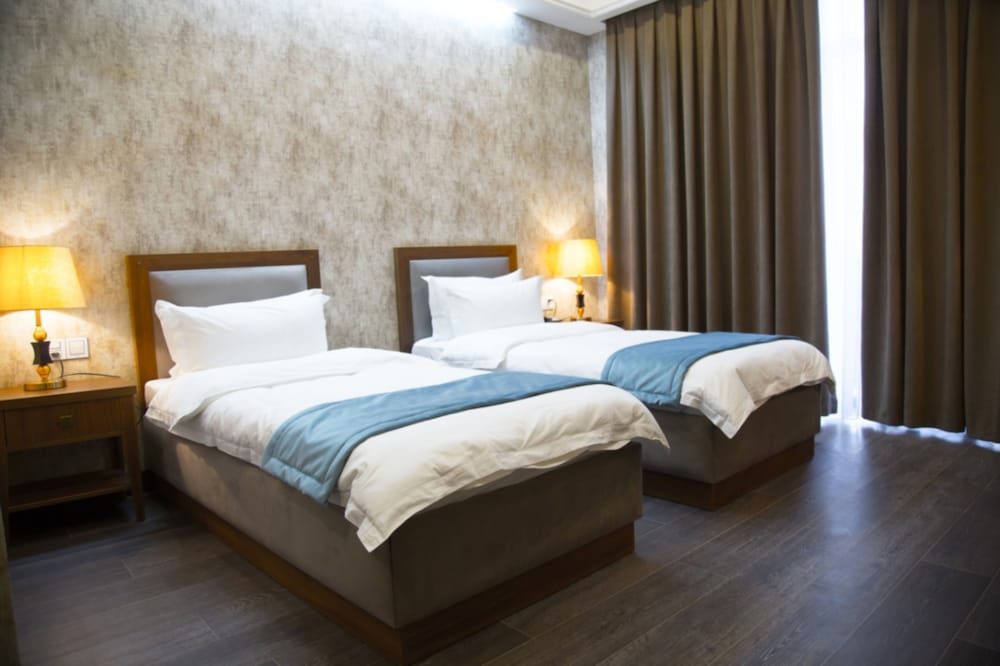 Macara Sheki City Hotel 9/30