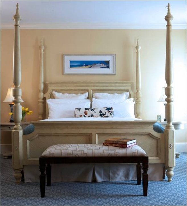 Delamar Southport 25/26