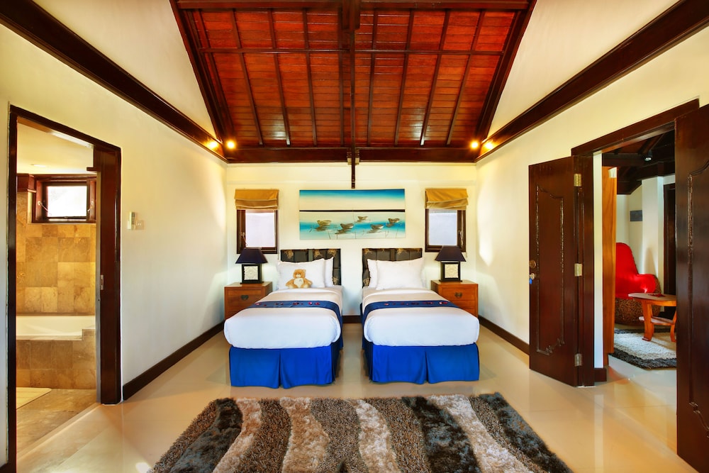 Alysha Villa Seminyak Beachside 7/21