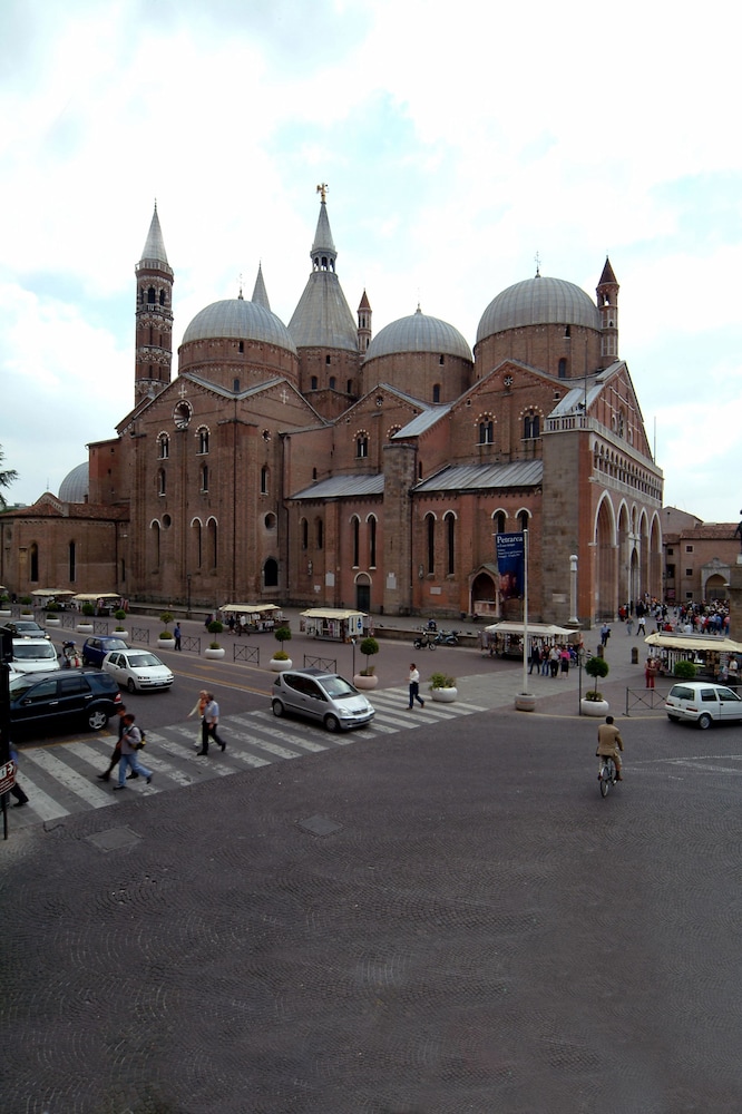Hotel Donatello 53/63