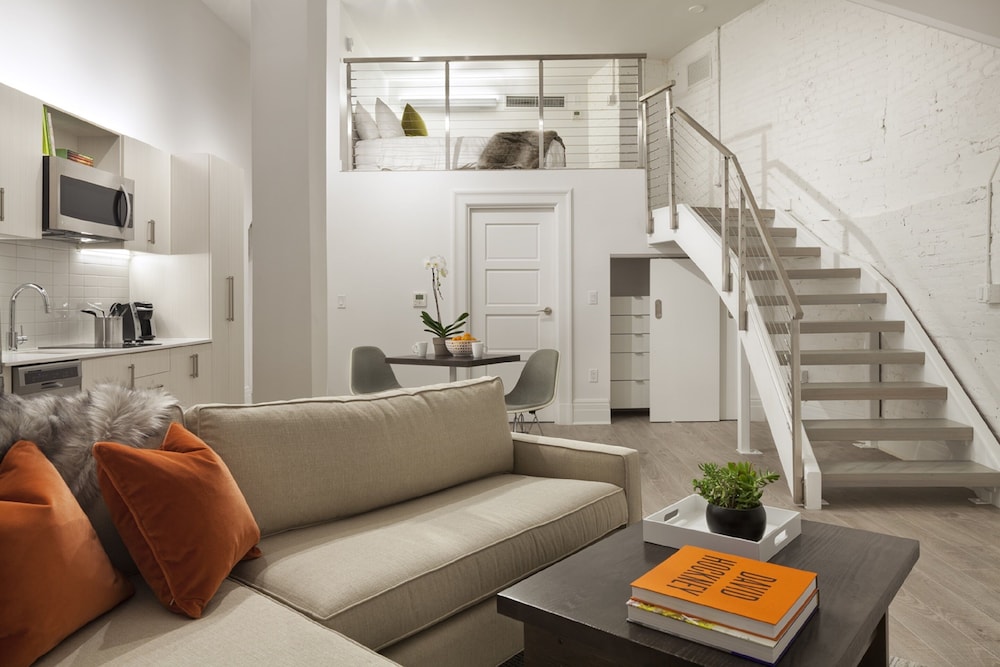 Placemakr Dupont Circle 54/64