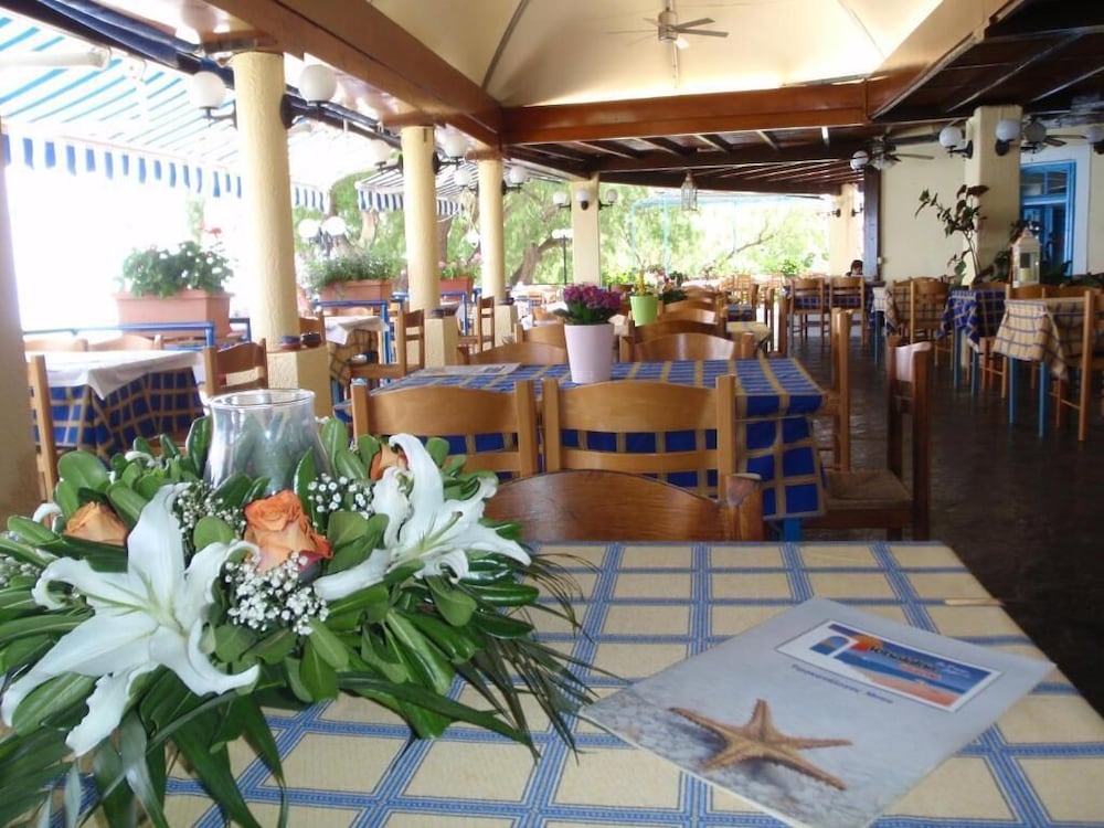 Votsalakia Beach Hotel Samos 10/21