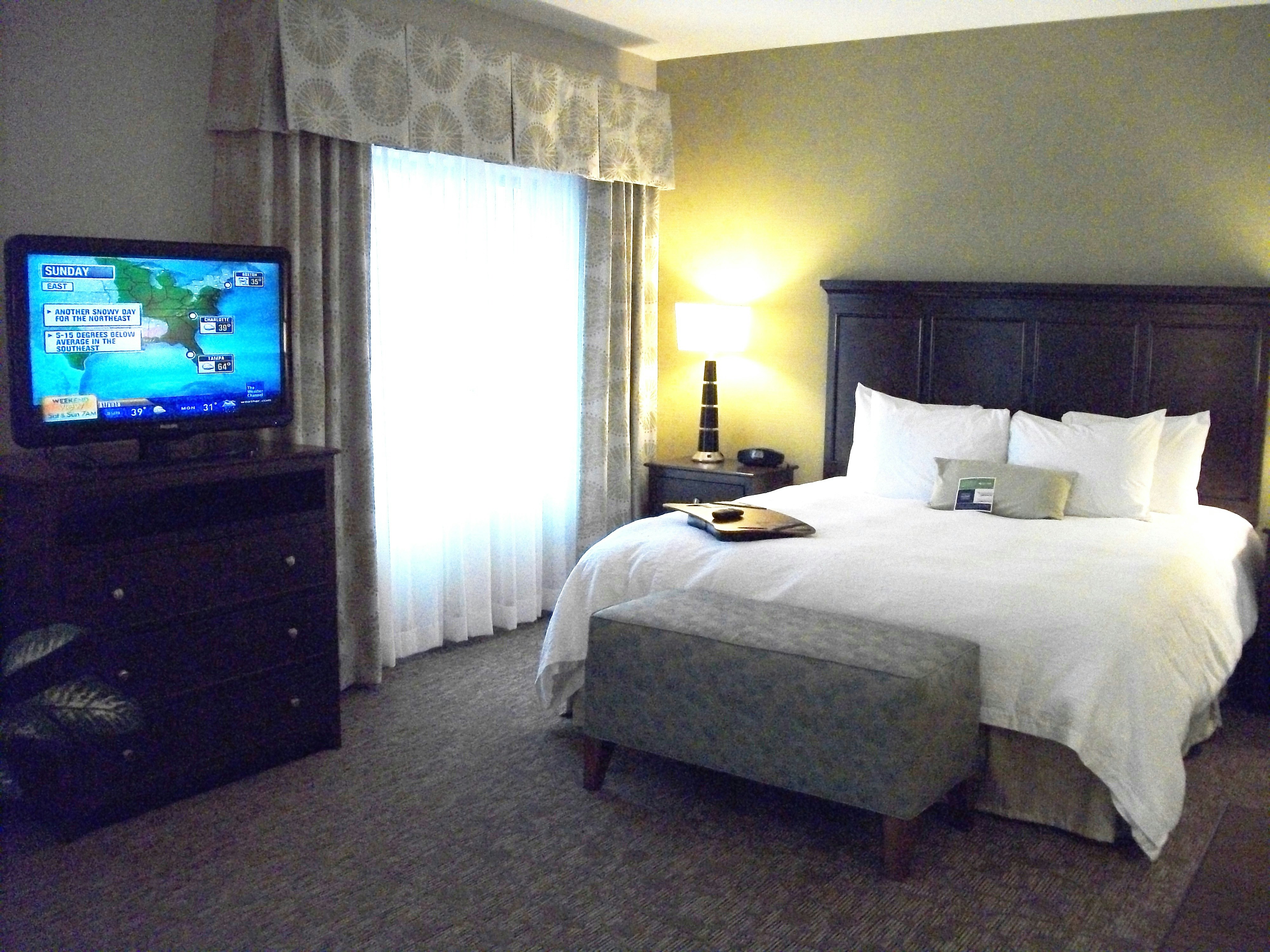 Hampton Inn Suites Manteca 14/50