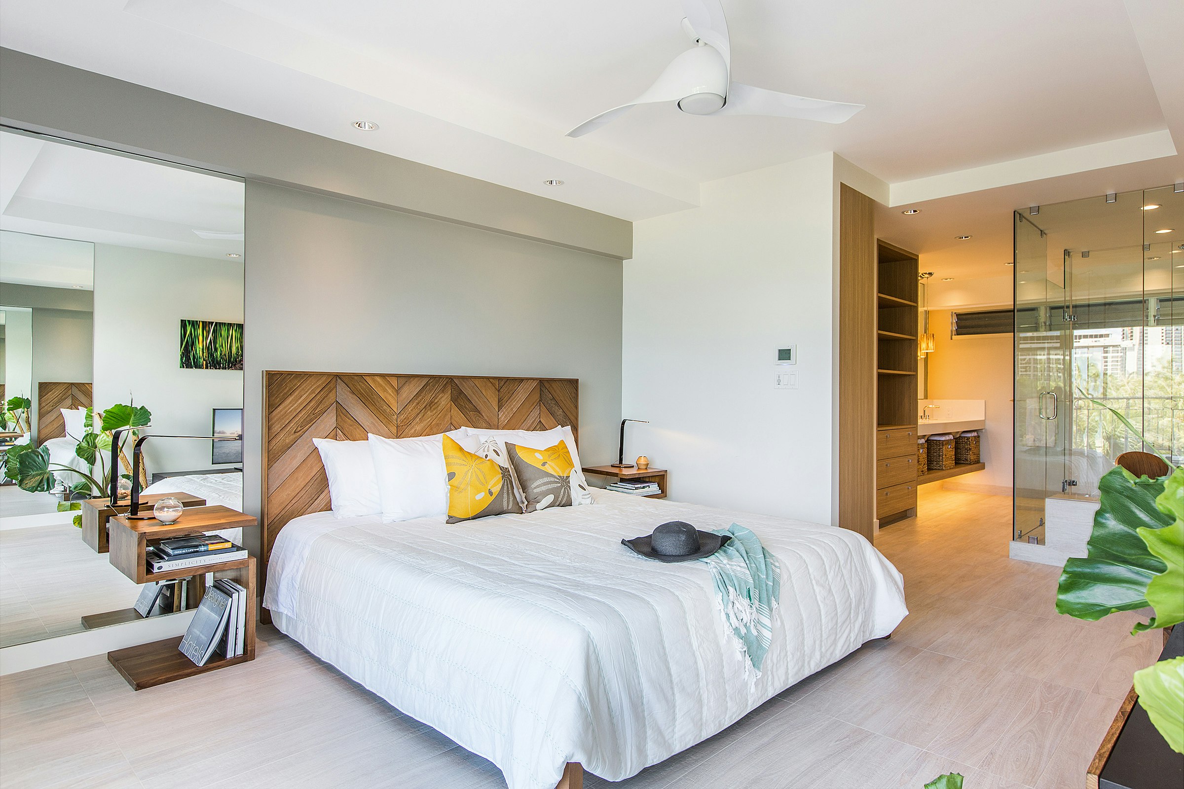 Castle Waikiki Shore 14/61