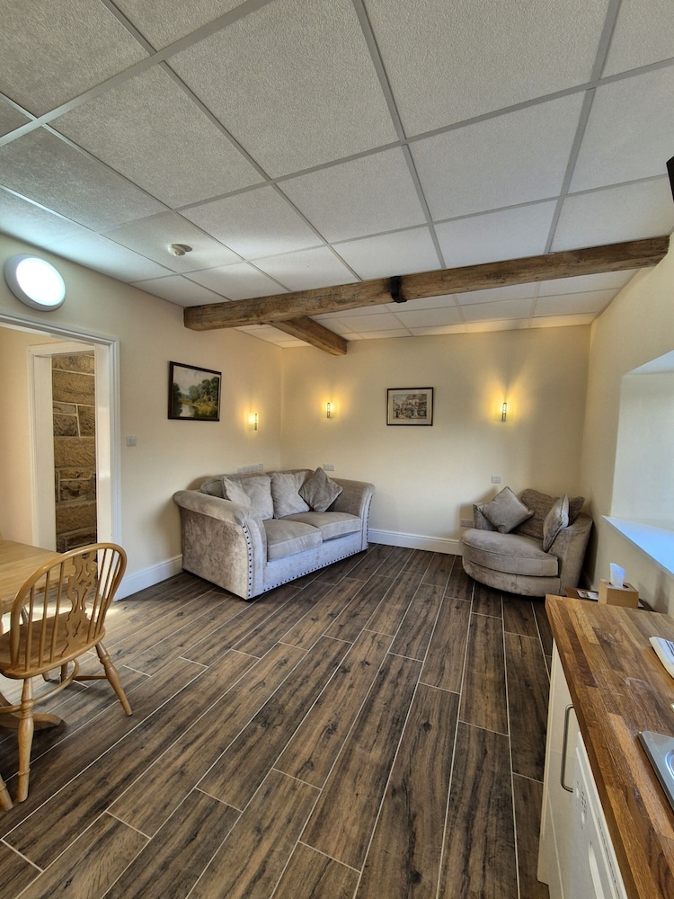 Padley Farm B&B 7/49