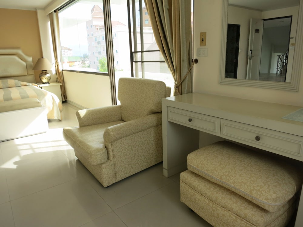 Jomtien Longstay Hotel 31/45