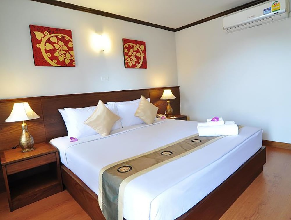 Top North Hotel Resort 13/49
