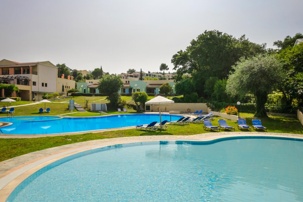 Century Resort Corfu 58/70