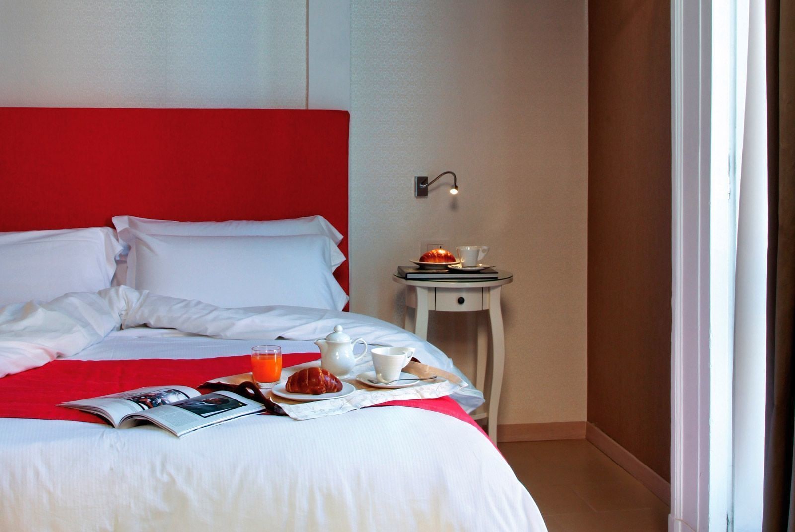 STANDARD, DOUBLE OR TWIN BED