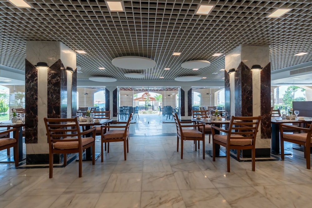 Safir Marsa Matrouh Resort 50/63