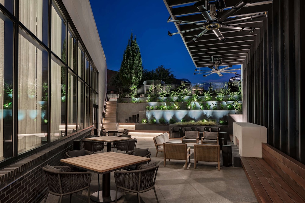 Hyatt Place Atlanta / Perimeter Center 37/49