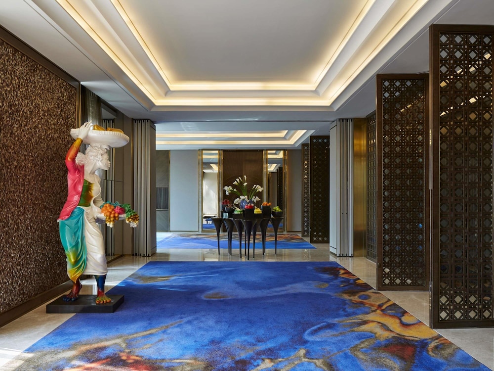 RAFFLES JAKARTA 23/50