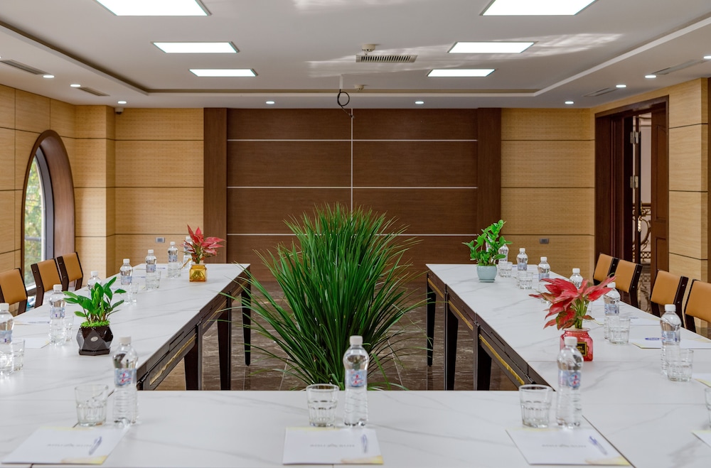 Aquasun Hotel 7/50