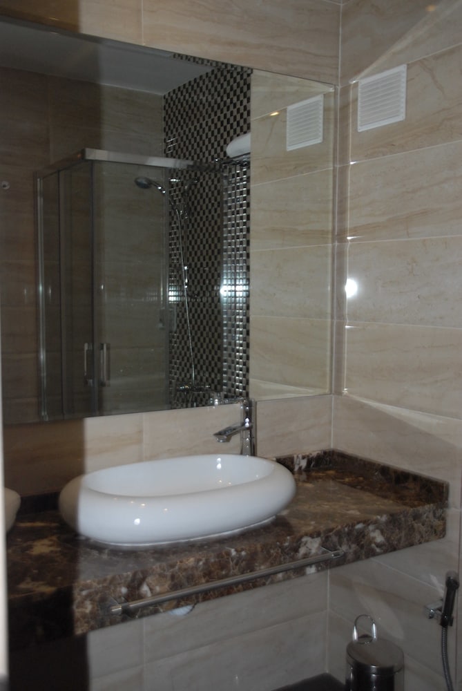 Hotel A44 49/52