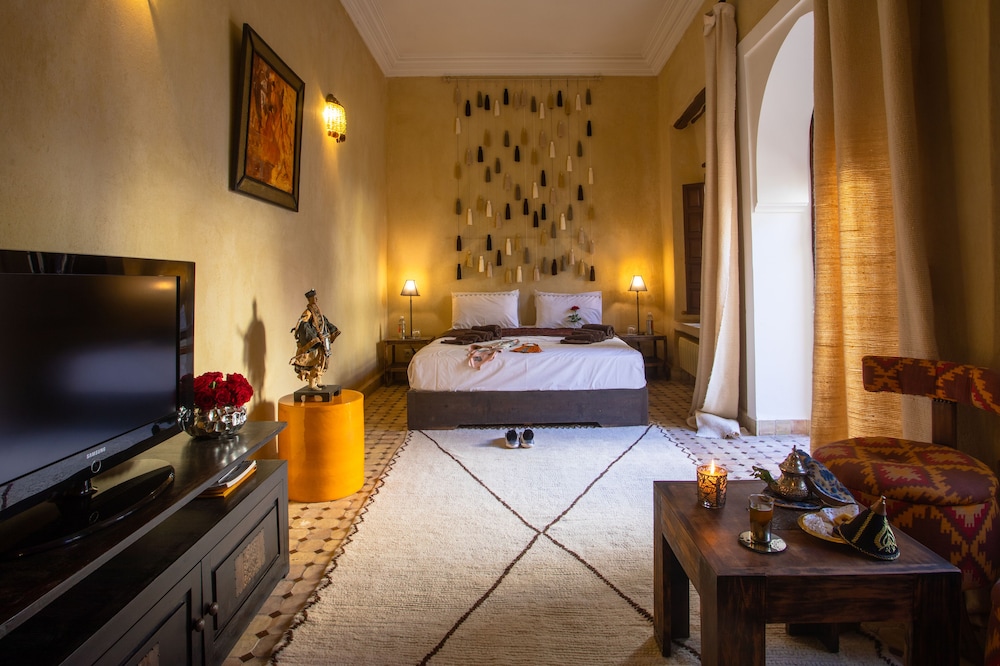 Riad Hizad 8/50
