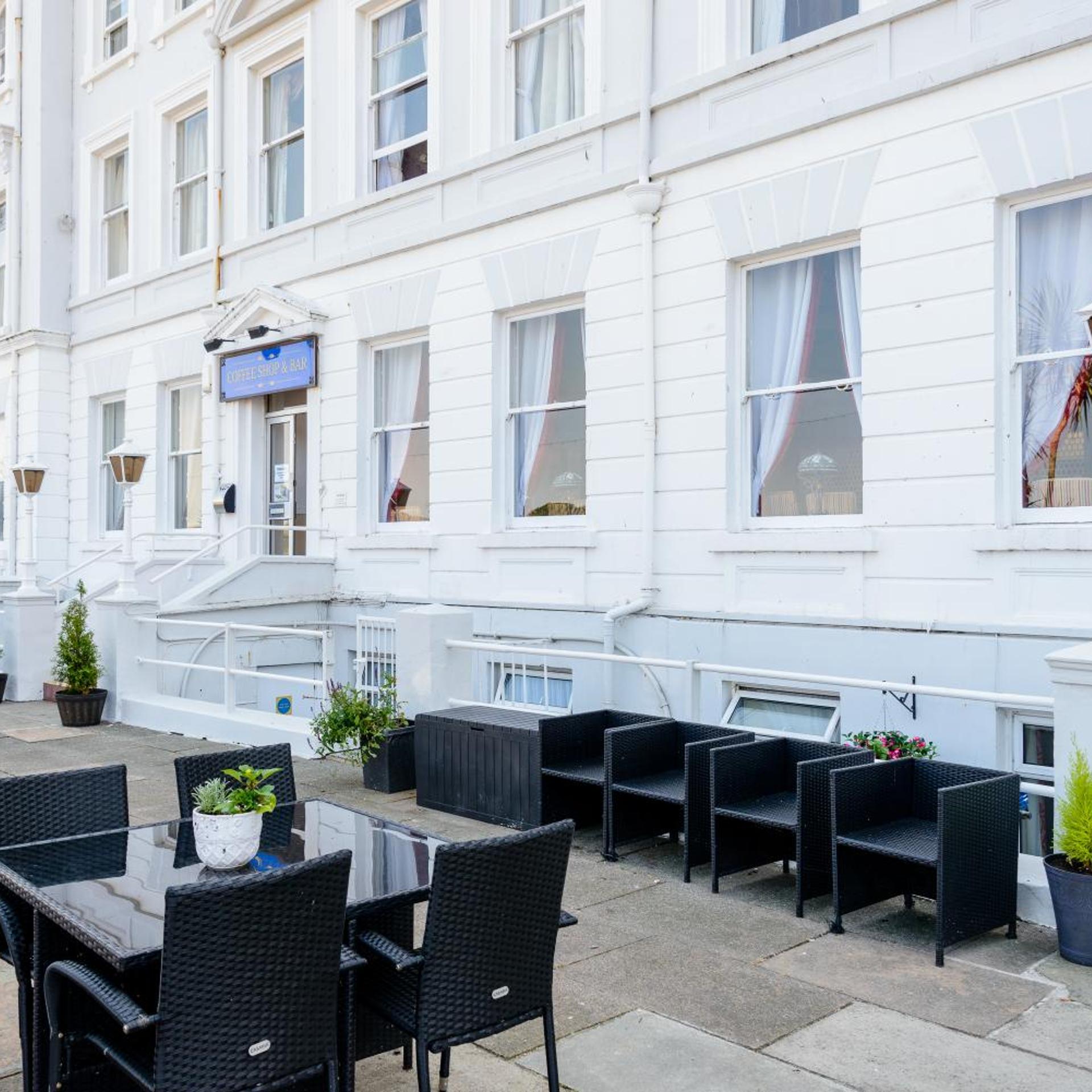 Somerset Hotel 59/77