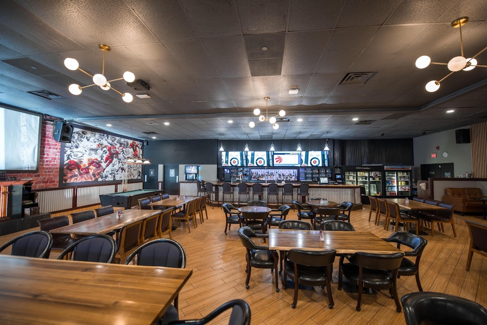 restaurant cafeteria