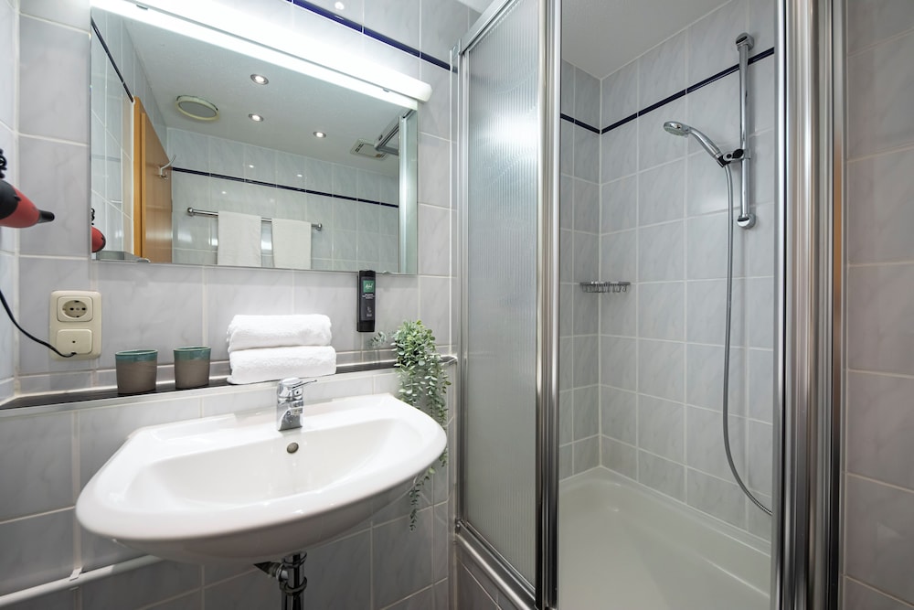 ACHAT Hotel Frankfurt Maintal 49/50