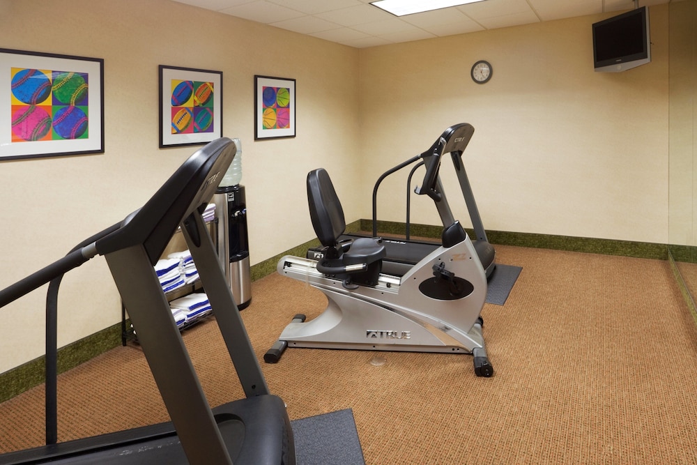 Holiday Inn Express Hotel Suites Freeport 22/43