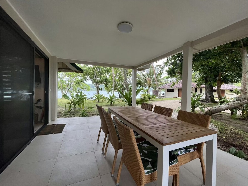 3 BEDROOMS, SUNSET, VILLA