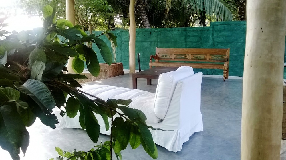 Mahaweva Nature Resort 24/26