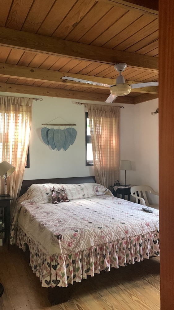 MANAYA BED & BREAKFAST 18/74