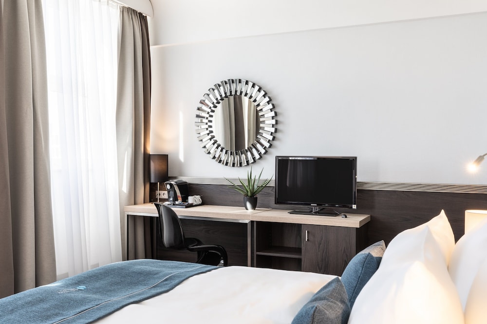 Garner Hotel Essen - Handelshof by IHG 57/85