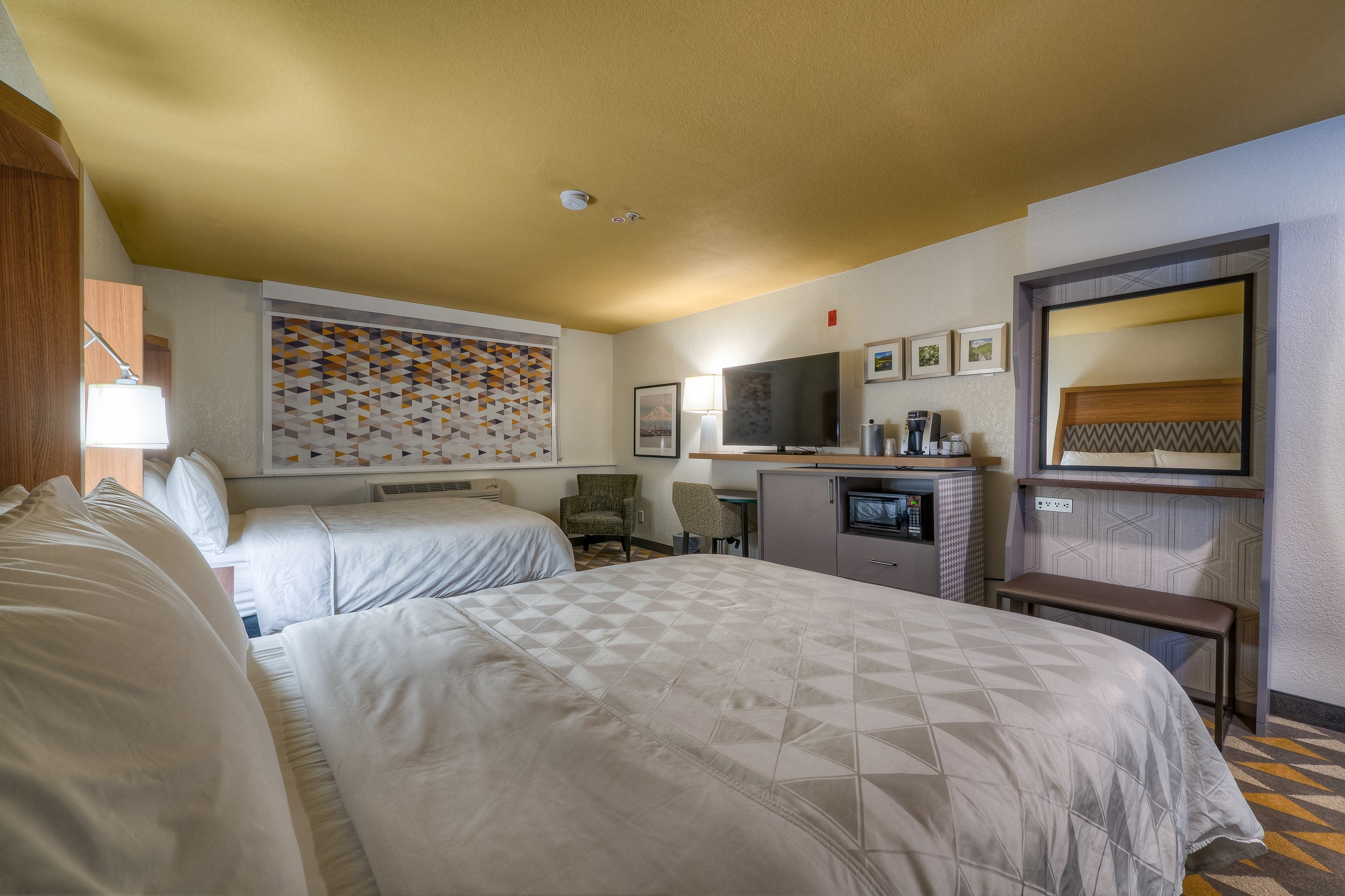 Holiday Inn Tacoma Mall 13/50