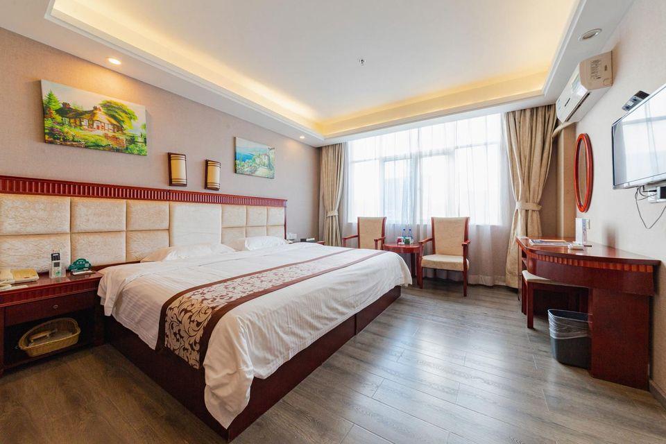 غرفة بزنس بسرير مزدوج، GREENTREE INN HUIZHOU CHENJIANG INTERCITY RAIL STATION HOTEL 2/2