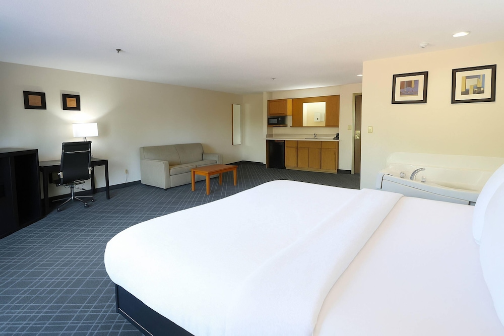 Quality Inn & Suites Circleville 16/53