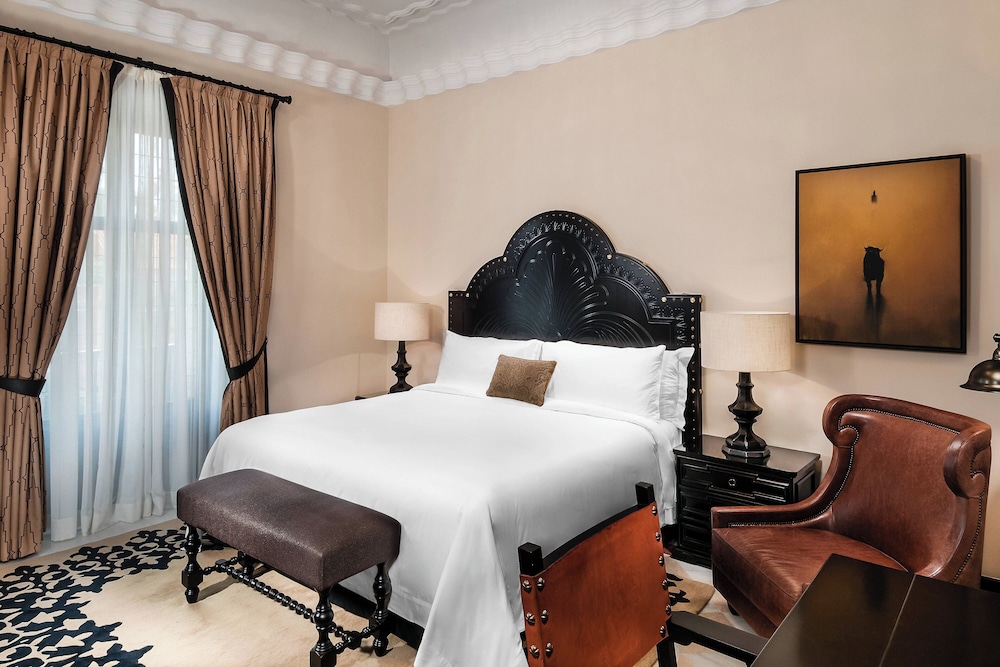 جناح بريميوم بغرفة نوم واحدة، Hotel Alfonso Xiii A Luxury Collection Hotel Seville 5/10