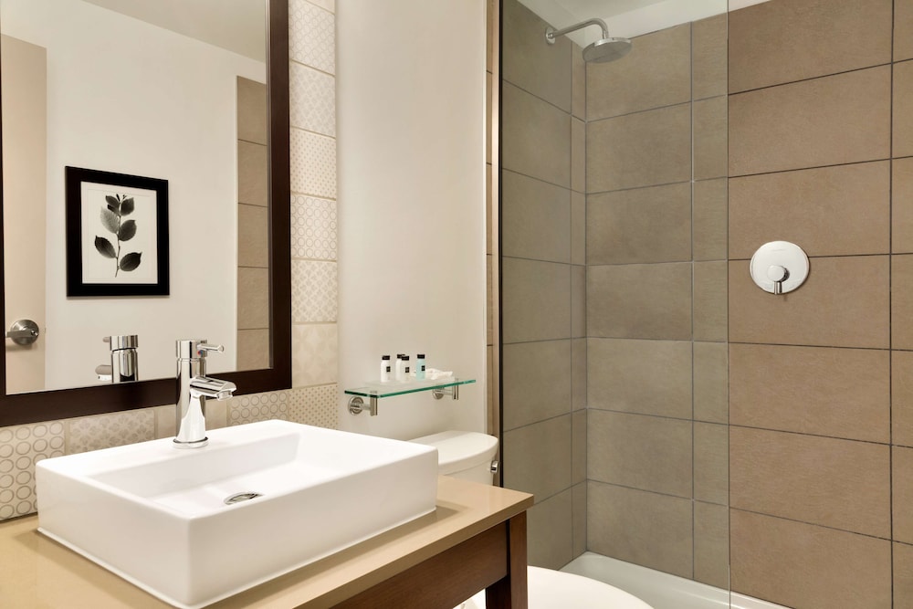 Country Inn & Suites by Radisson Seattle Tacoma International Airport, WA 9/44