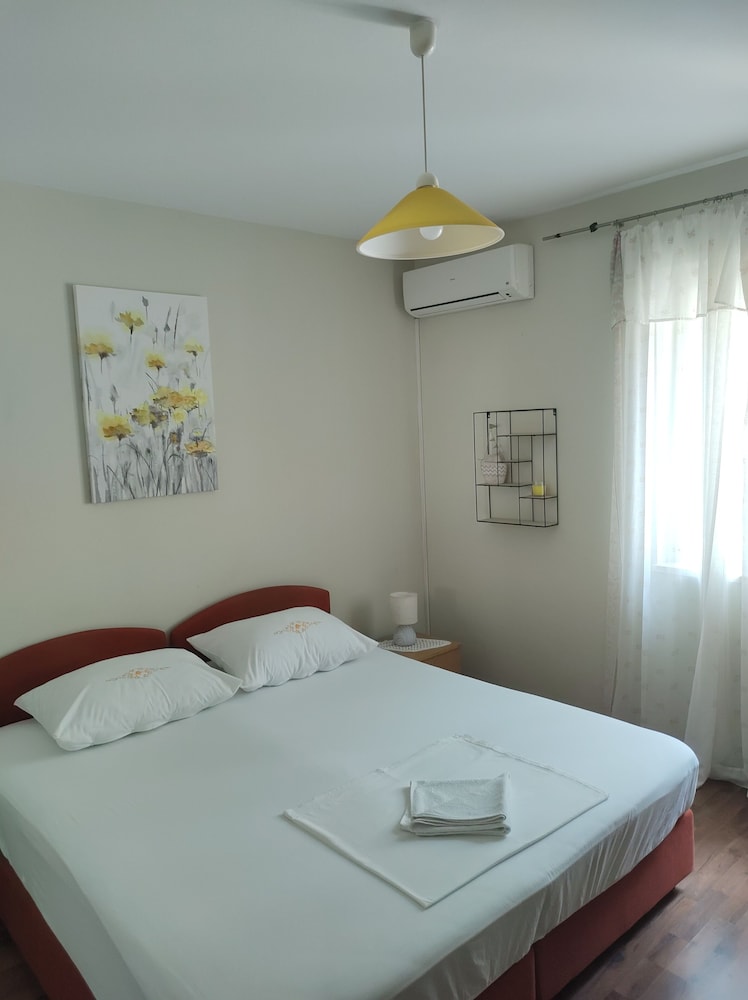 Anna Guesthouse 10/50