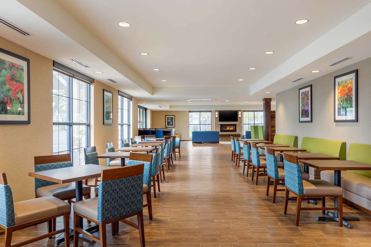 Comfort Inn Suites Schenectady - Scotia 37/44
