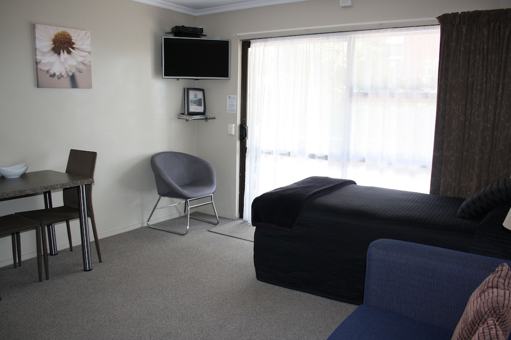 Ashbury Park Motel 16/27