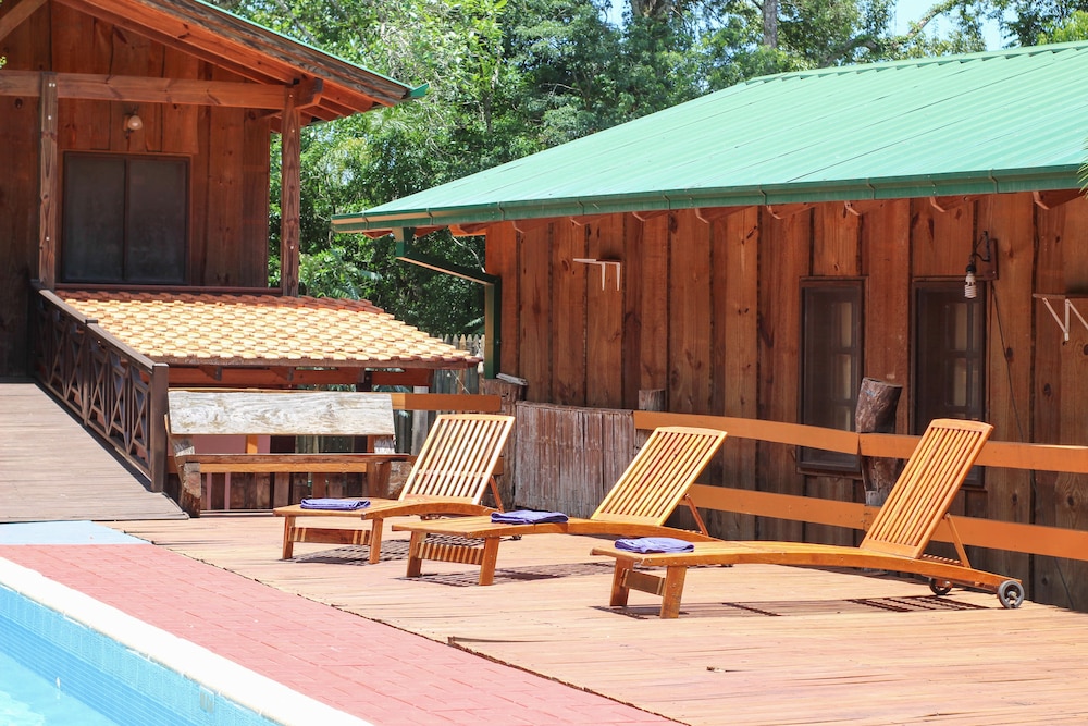 Palo Rosa Lodge 39/68