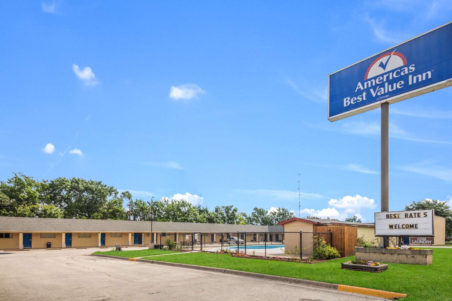 Americas Best Value Inn Giddings 31/37