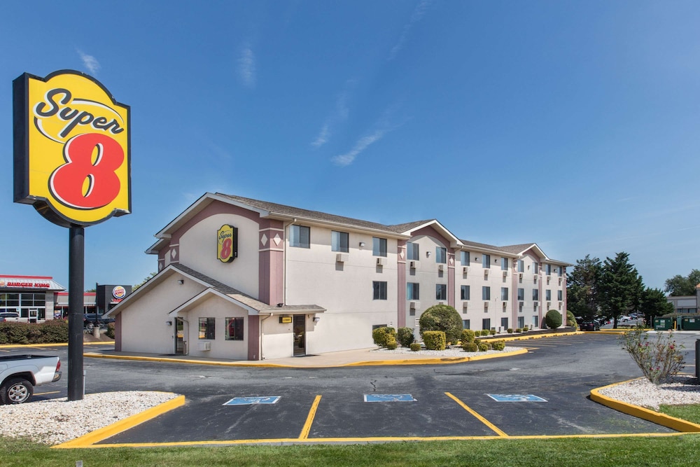 Super 8 By Wyndham Aberdeen MD 1/24