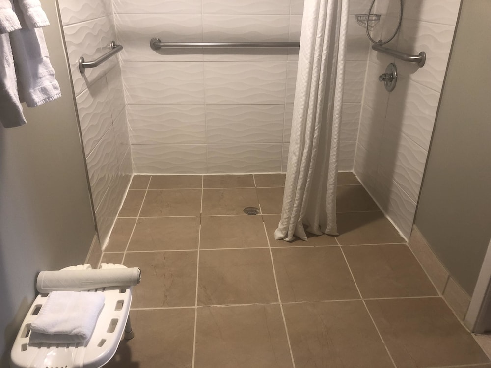 Best Western Fort Lee 7/20