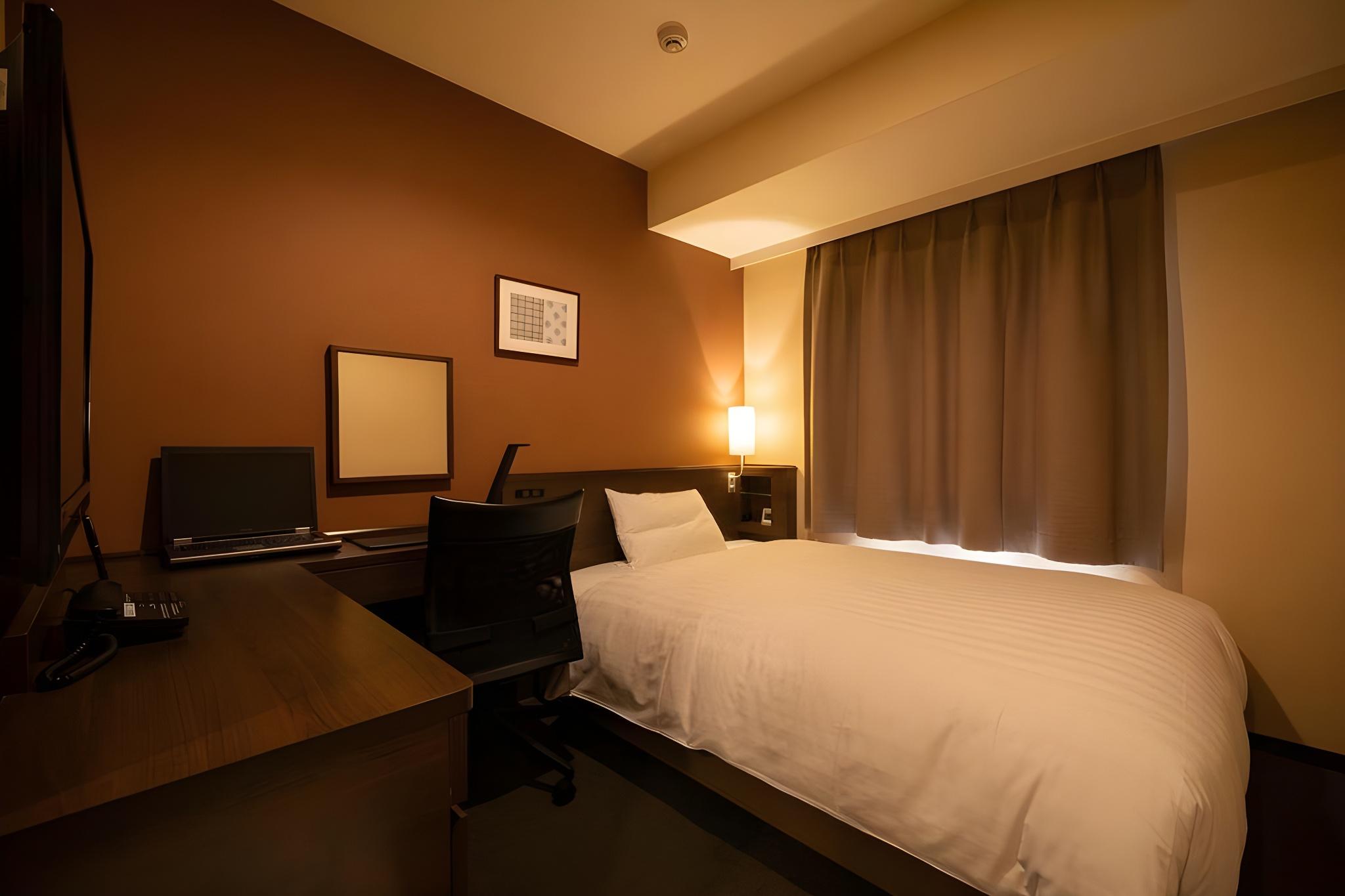 Semi Room, Premium, Single, Semi Double Bed