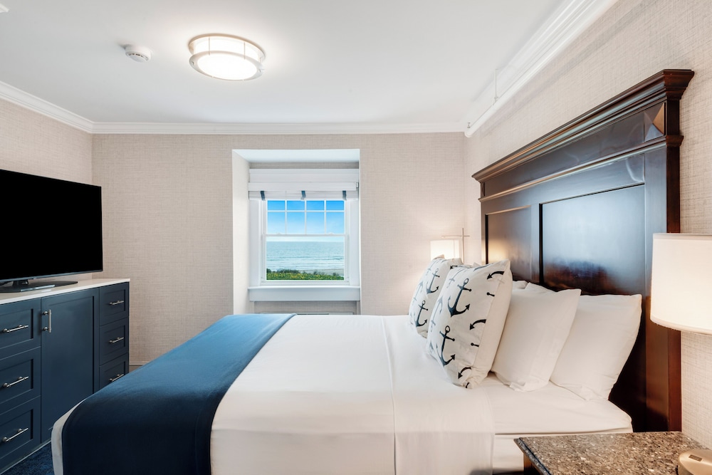 Room, King Bed, Beach View, Historic Wing