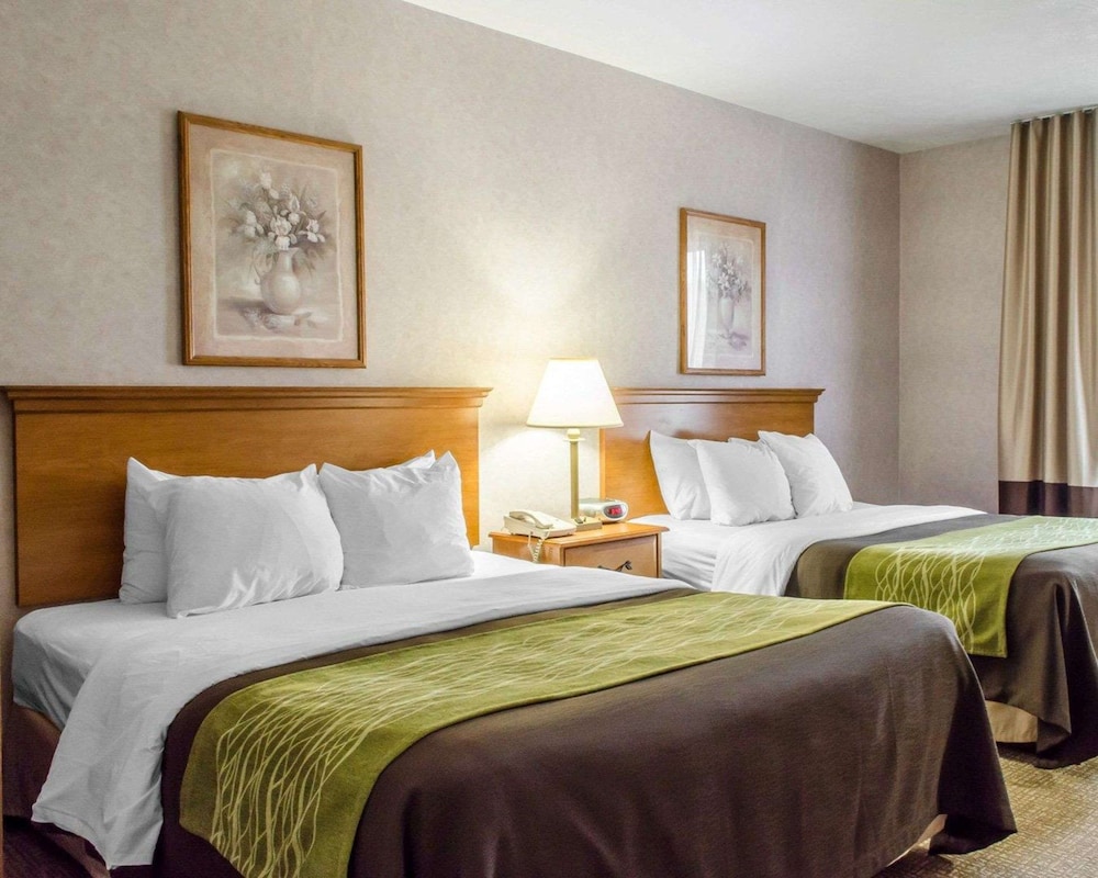 Comfort Inn Huntingdon, PA 9/34